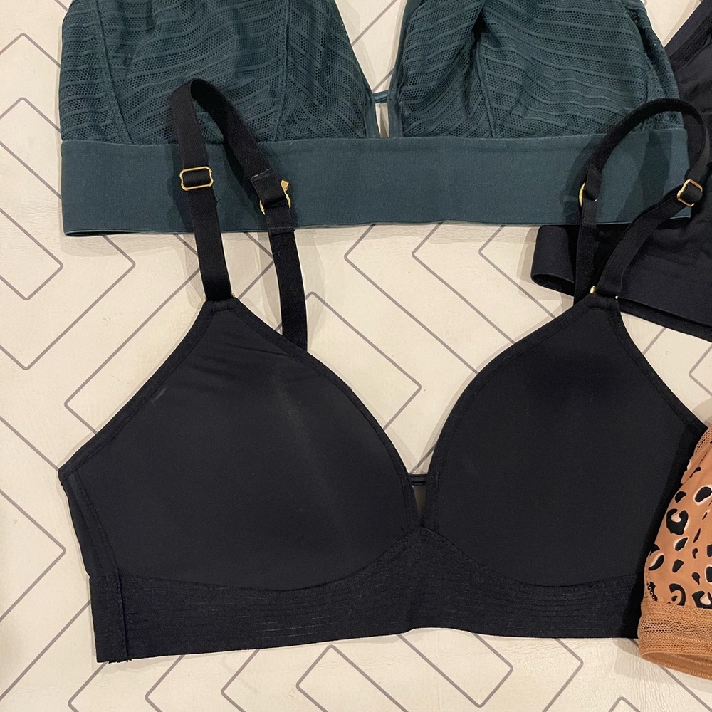 Lively Bra Bundle - image 4